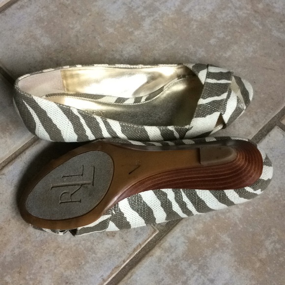 Lauren Ralph Lauren shoes - Picture 5 of 7